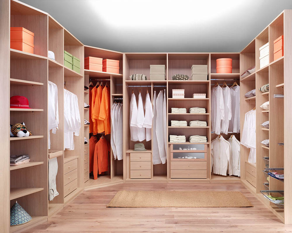 Vestidores, ejemplos de organización de interiores de armarios empotrados para conseguir mayor espacio